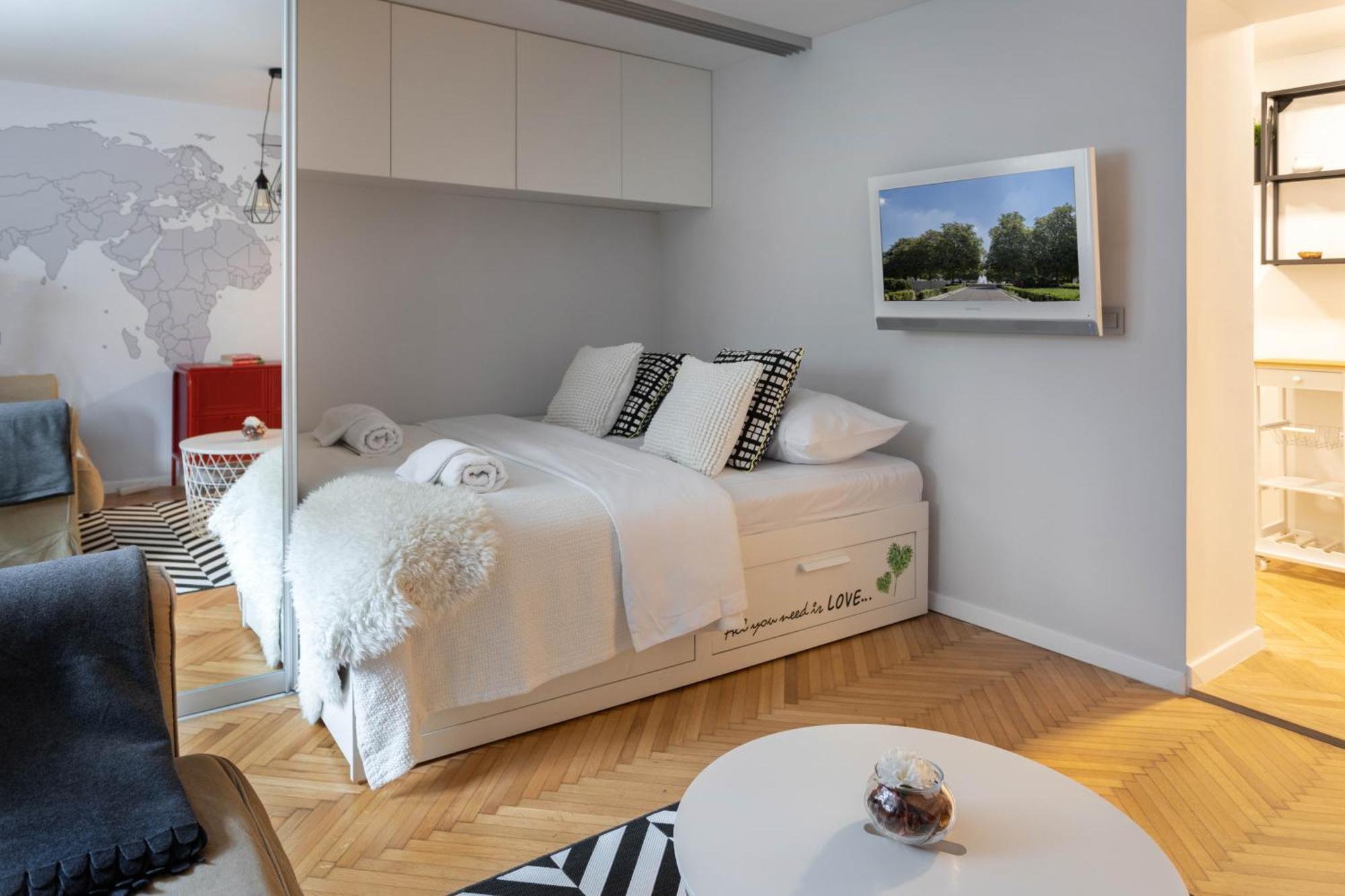 Apartment Modern Near British Square Zagreb